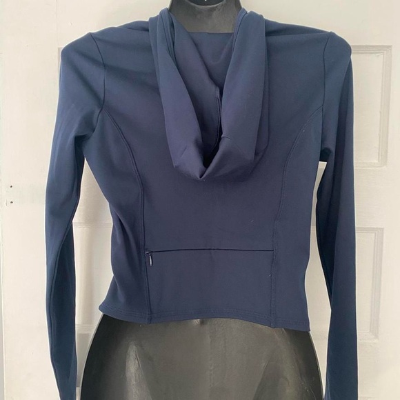 HOLLISTER BRAND NEW WITH TAGS THREE PIECE BUNDLE MEDIUM - Picture 3 of 10